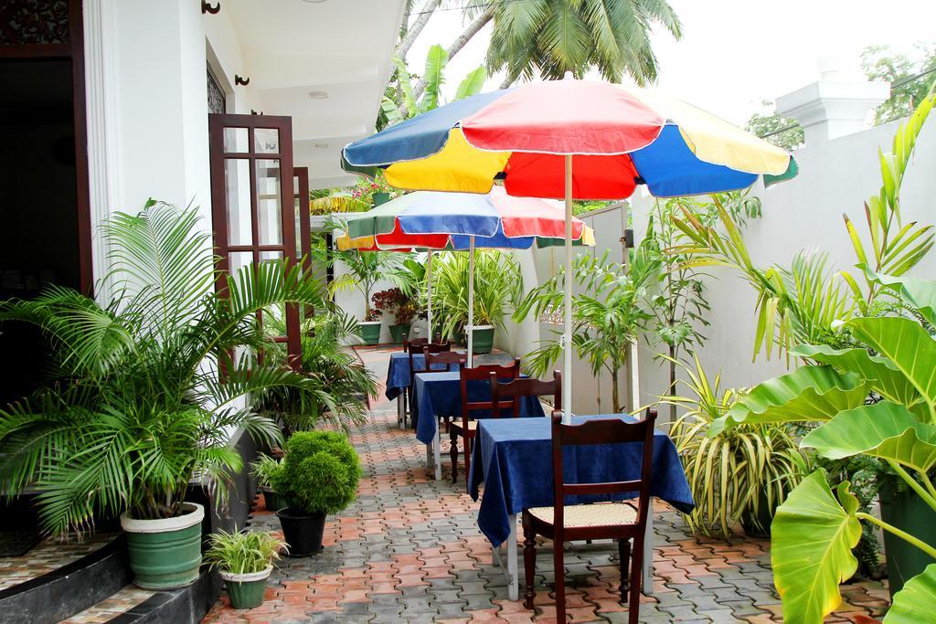 Hotel Italia Ambalangoda  Luaran gambar