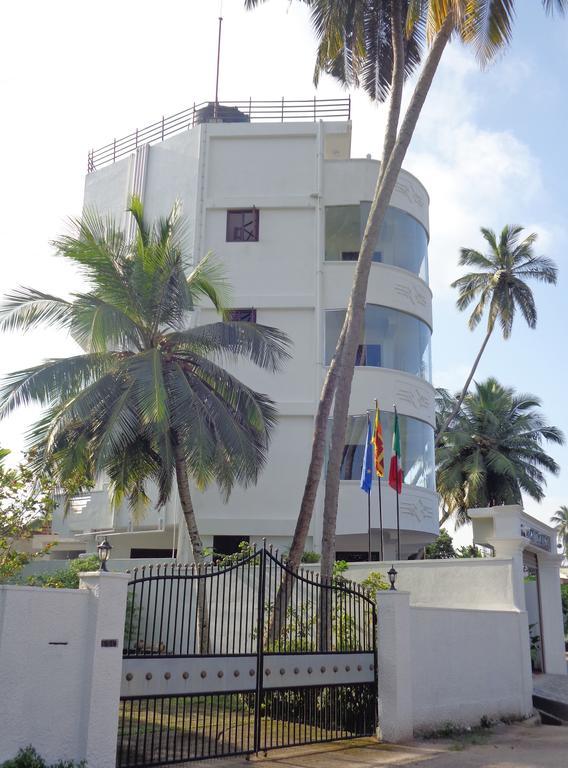 Hotel Italia Ambalangoda  Luaran gambar
